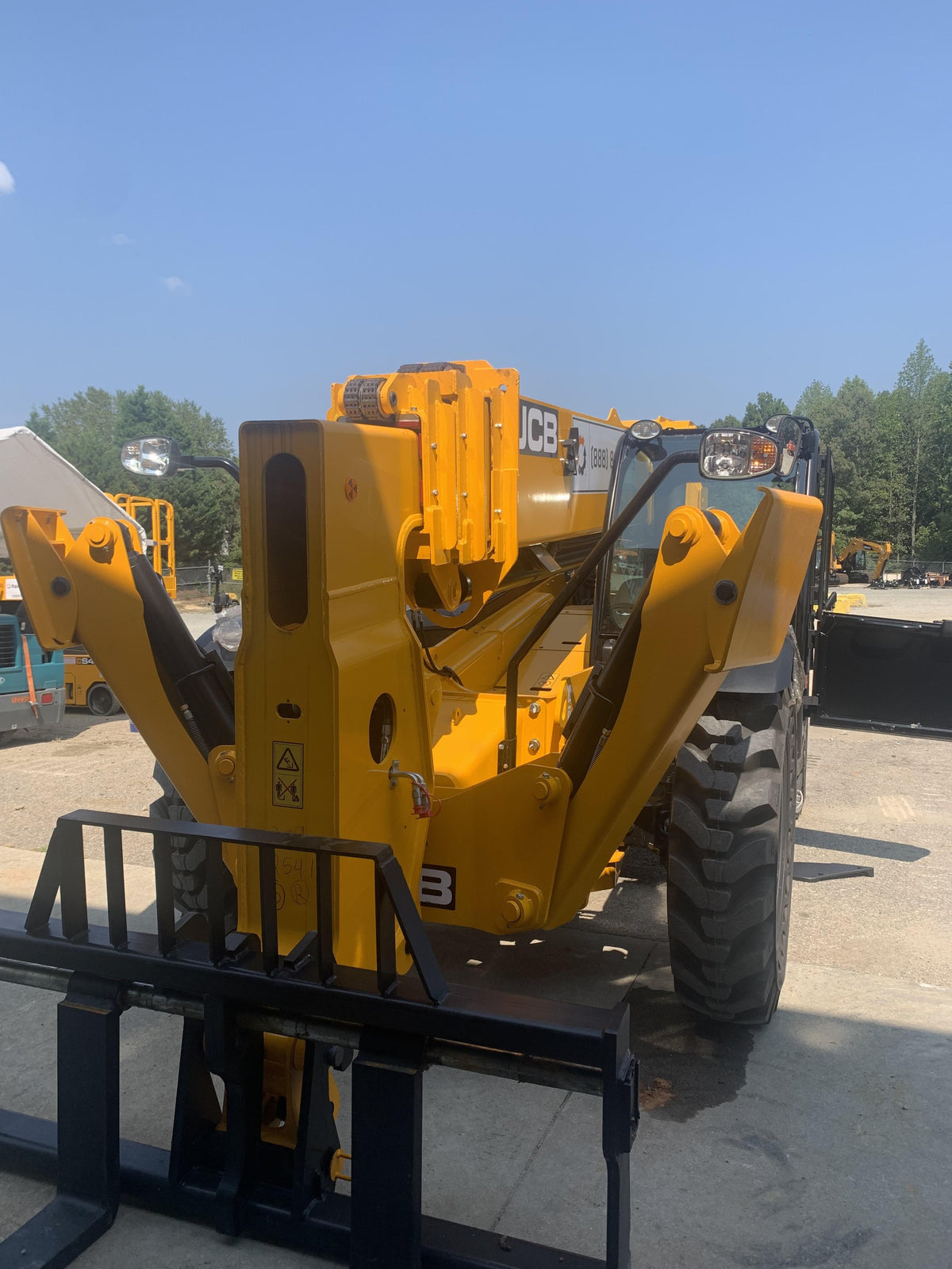 2022 JCB 512-56