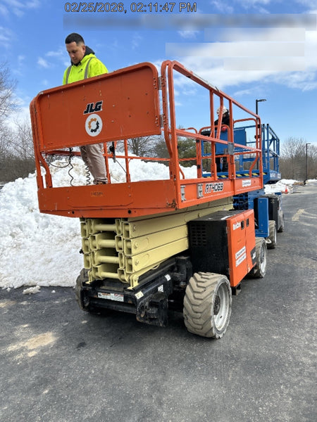 2021 JLG RT4069