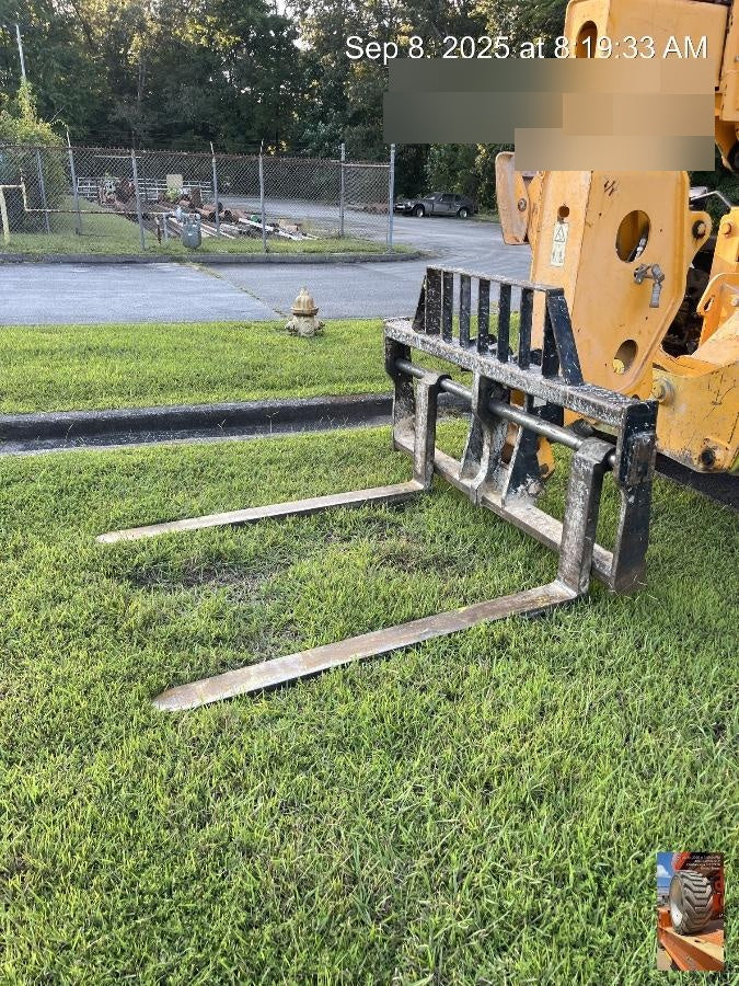 2019 JCB 510-56 Canopy, 74 HP, Solid Tires, STD Worklight, Beacon, Aux Hydraulics, Lifting Eye, Back up Alarm w/66" Carriage/60" Forks