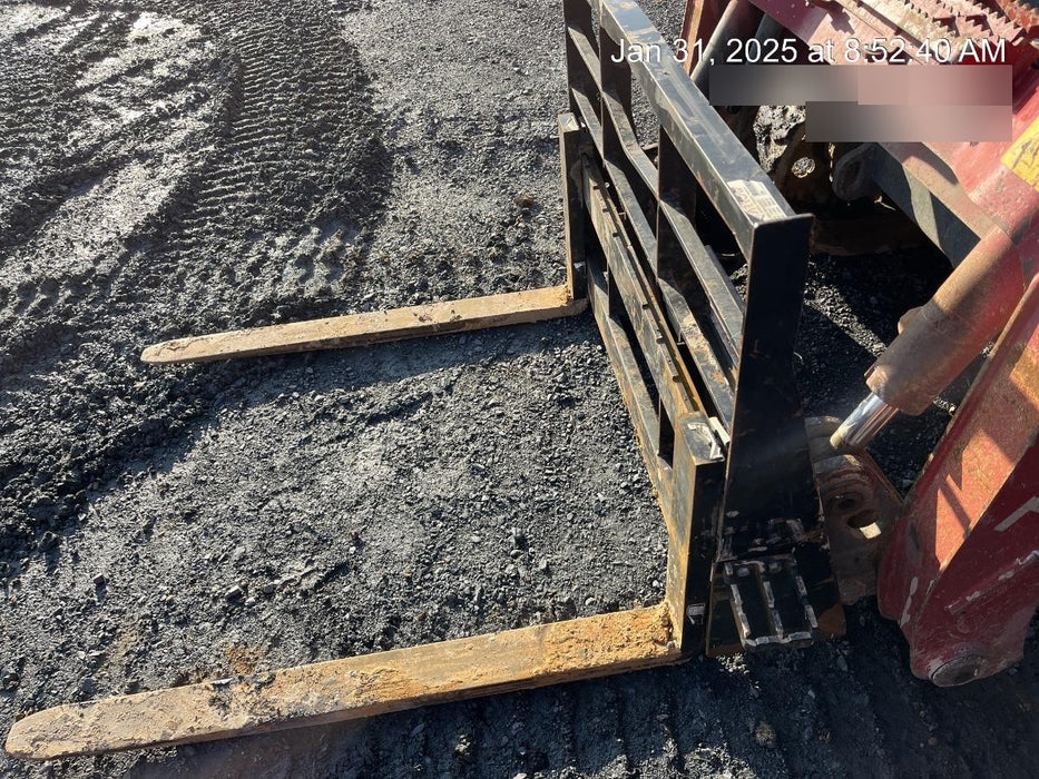 2022 ARROW MATERIAL HANDLING 48" Pallet Forks - Arrow