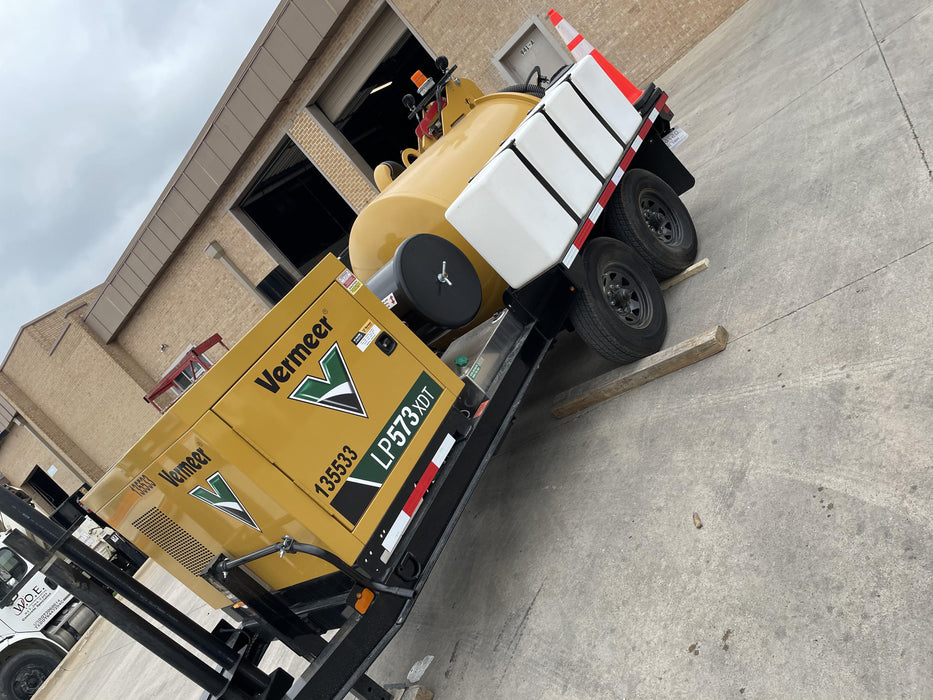 2021 VAC-TRON LP573XDT