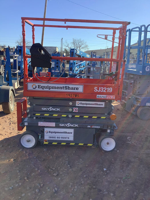 2021 SKYJACK SJ3219