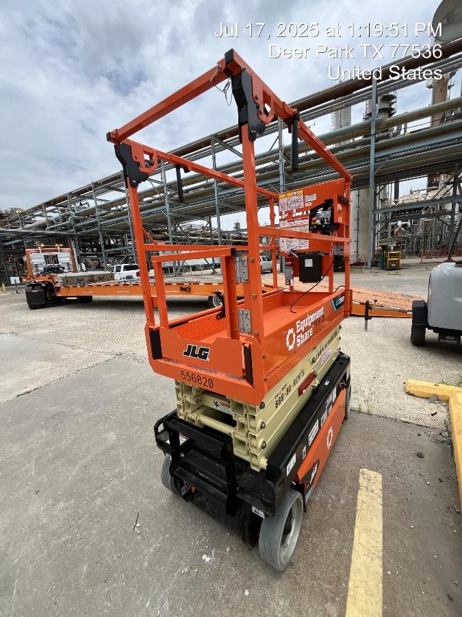 2025 JLG ES1932