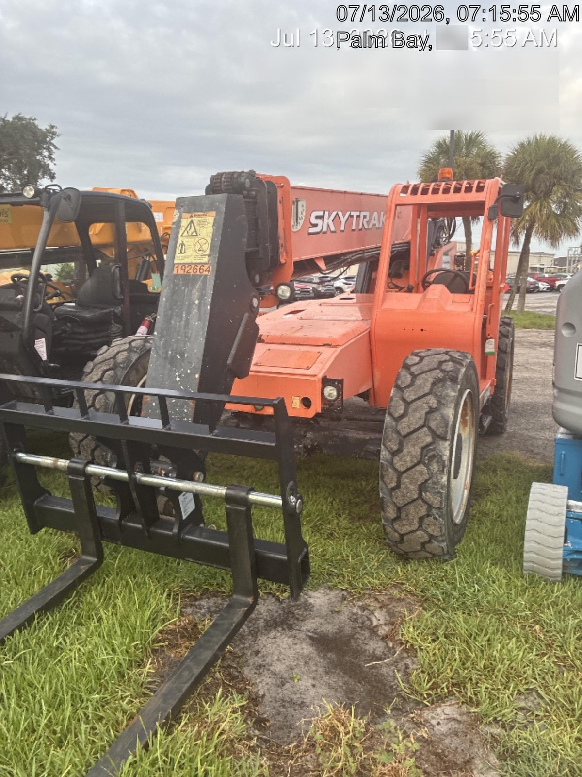 2019 SKYTRAK 8042