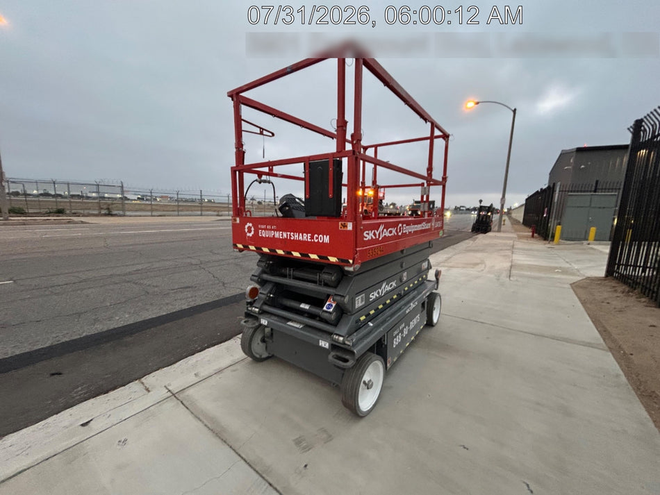 2025 SKYJACK SJ4726