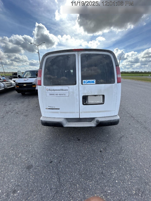 2023 CHEVROLET Express Van - Rental