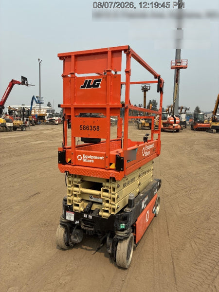 2025 JLG ES1932