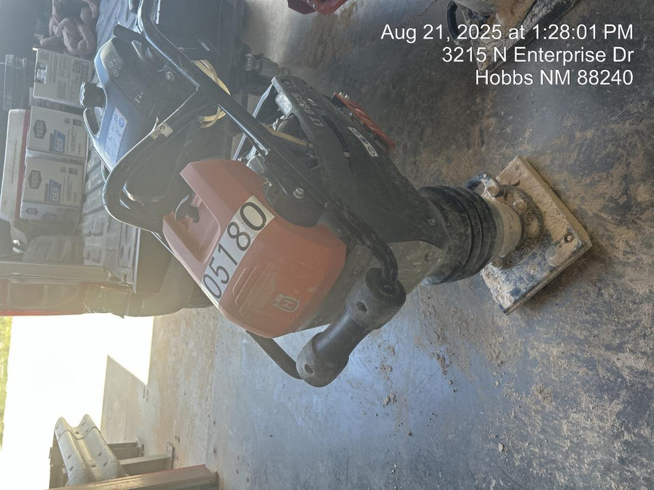 2025 HUSQVARNA LT6005