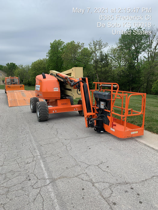2019 JLG 450AJ
