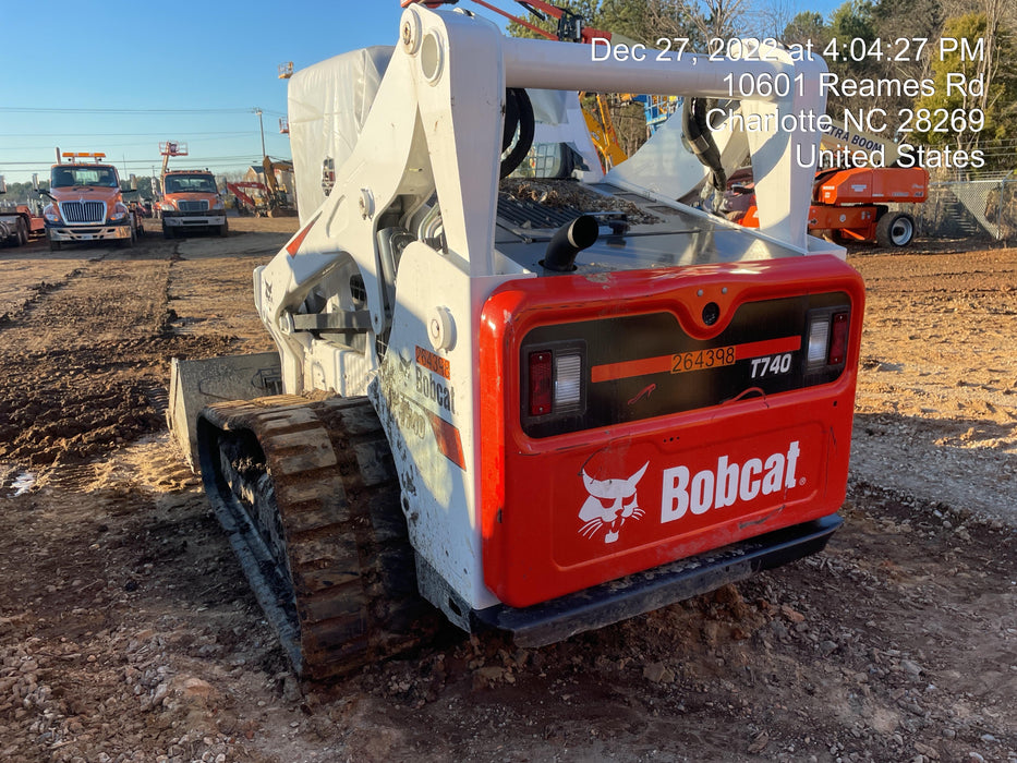 2022 BOBCAT T740