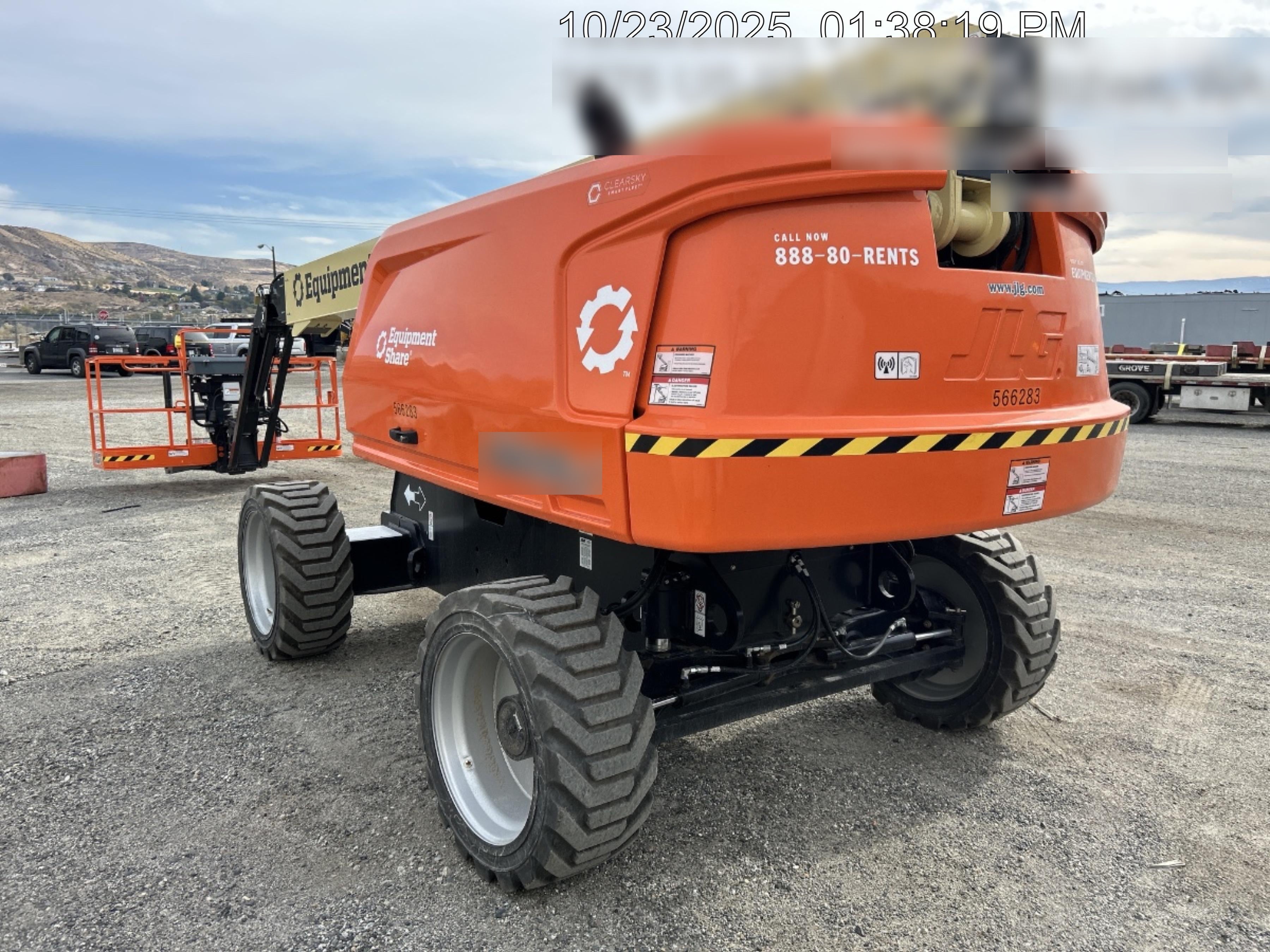 2025 JLG 660SJ