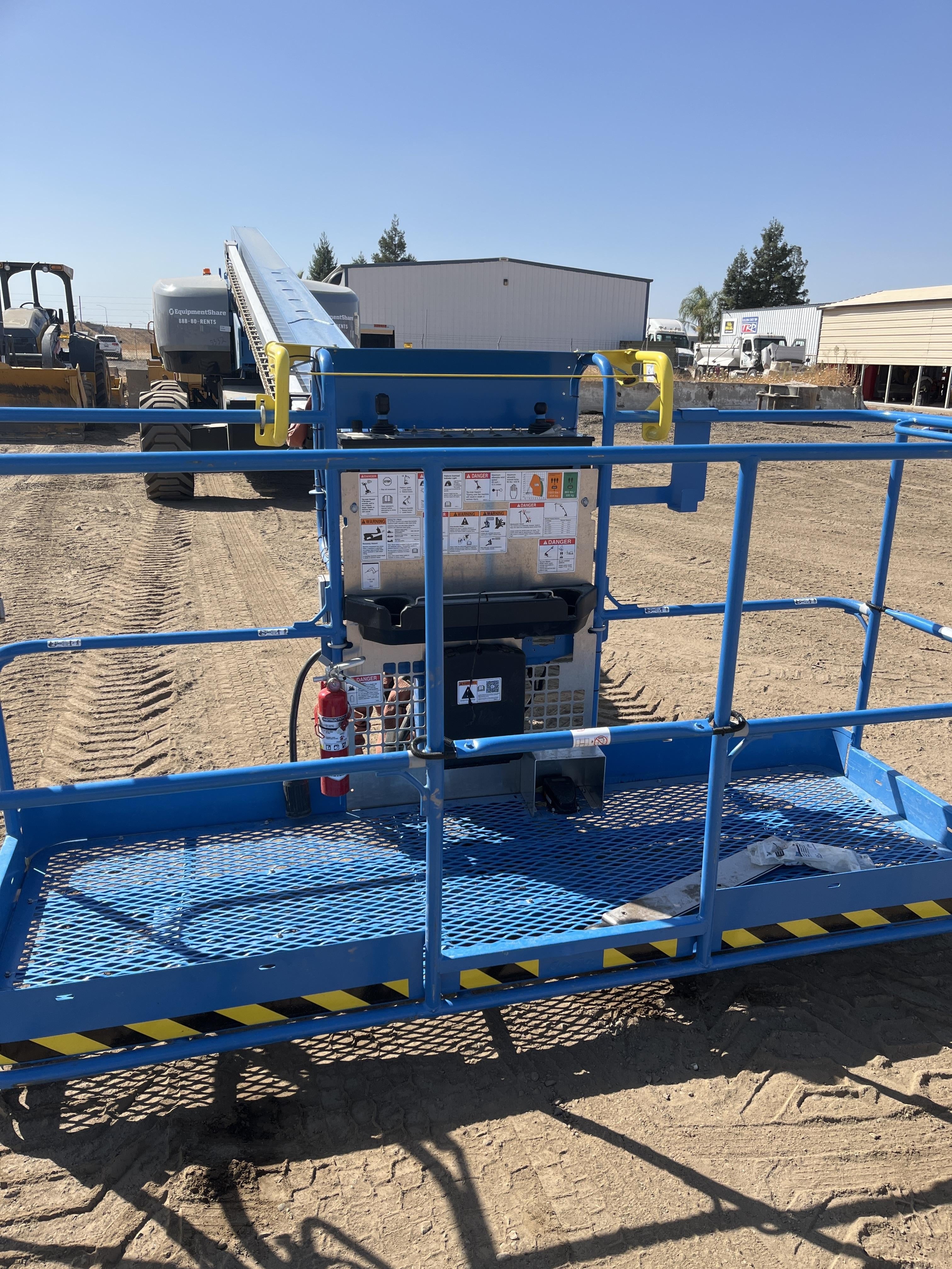 2024 GENIE S-85 XC