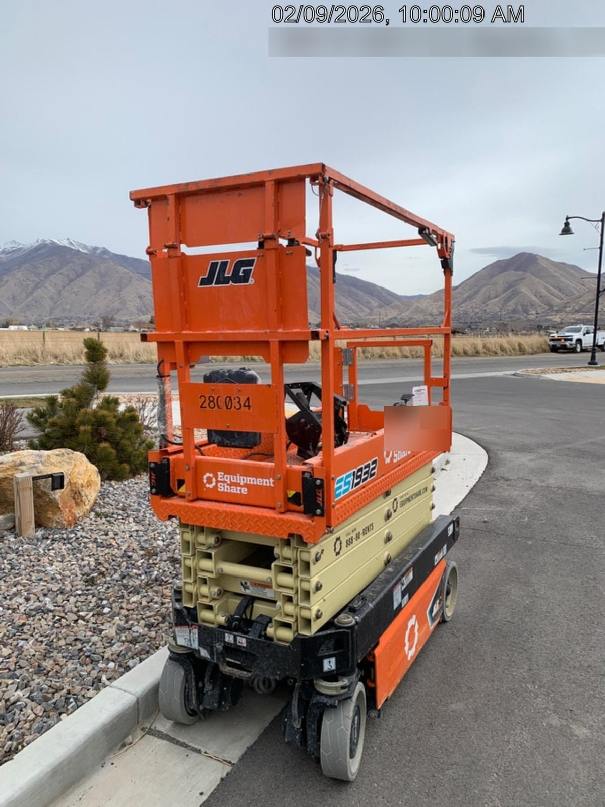 2022 JLG ES1932