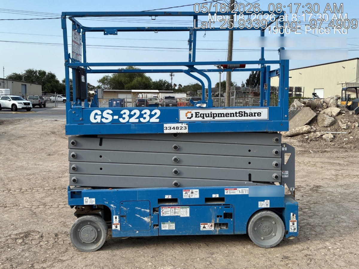 2023 GENIE GS-3232