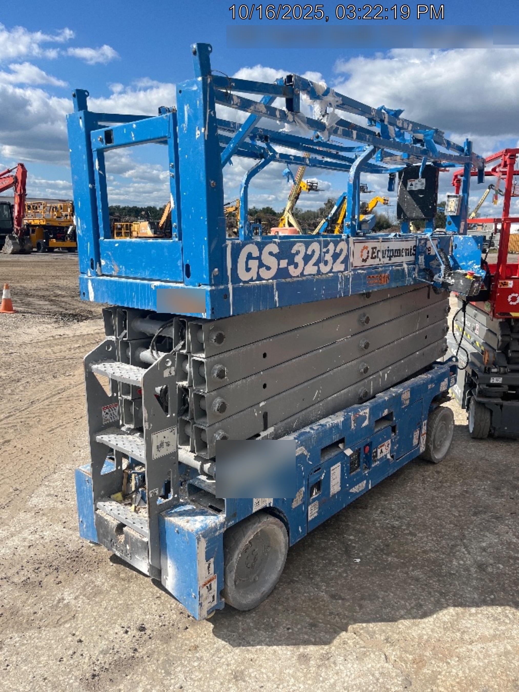 2022 GENIE GS-3232