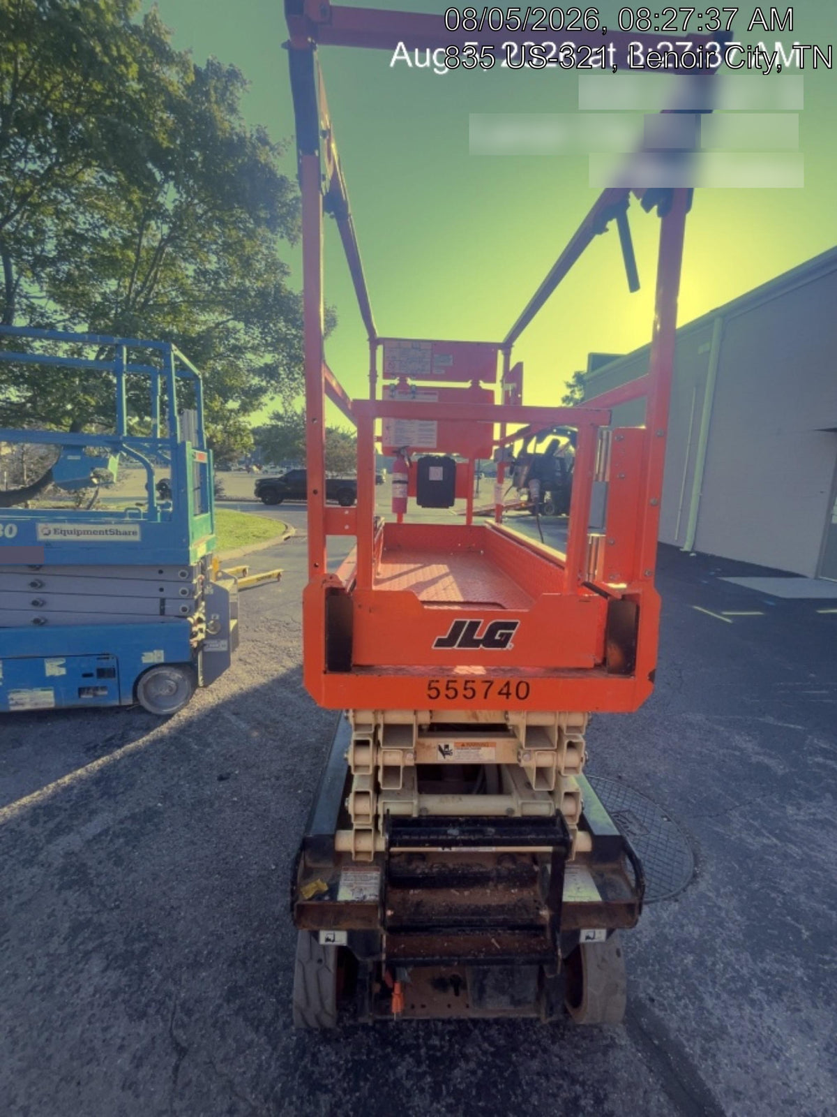 2025 JLG ES1932