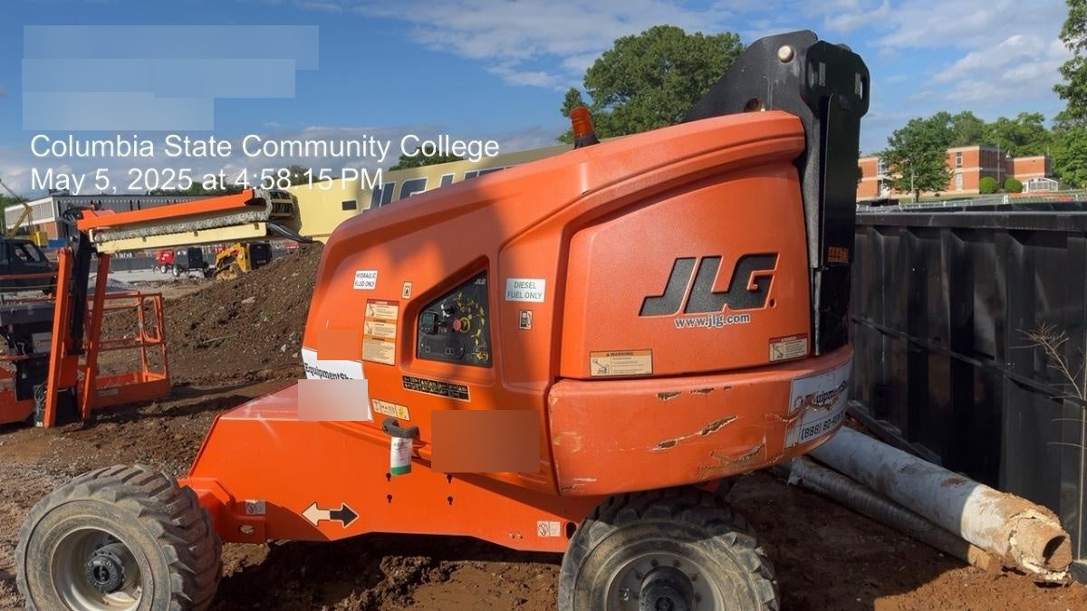 2019 JLG 460SJ