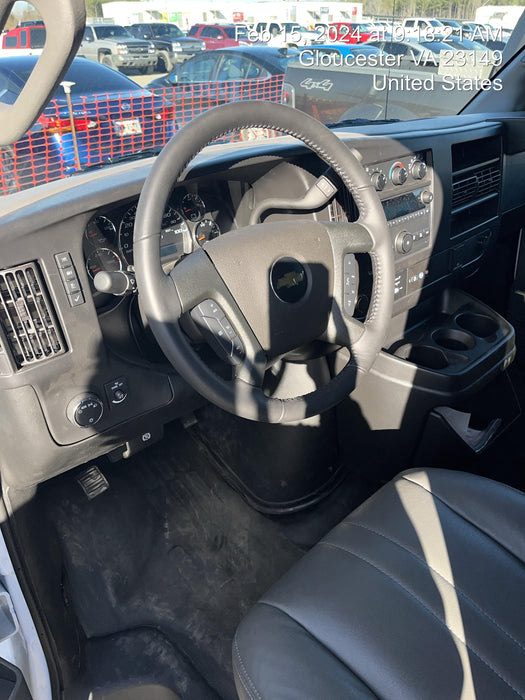 2023 CHEVROLET Express Van - Rental