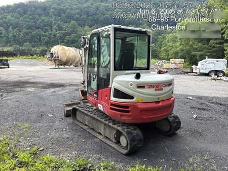 2023 TAKEUCHI TB250-2CR