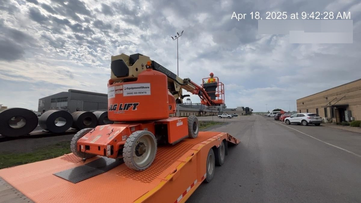2020 JLG E400AJPN