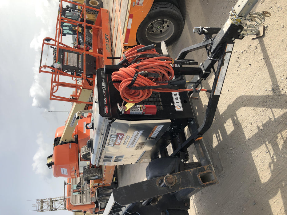 2019 Lincoln Electric Vantage 322 Lincoln Vantage 322 Welder w/Trailer, Light Kit, Cable Rack