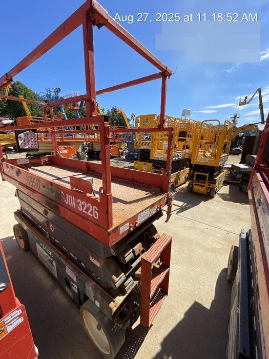 2018 Skyjack SJIII-3226 Skyjack SJIII3226 Scissor Lift w/Trojan Batteries