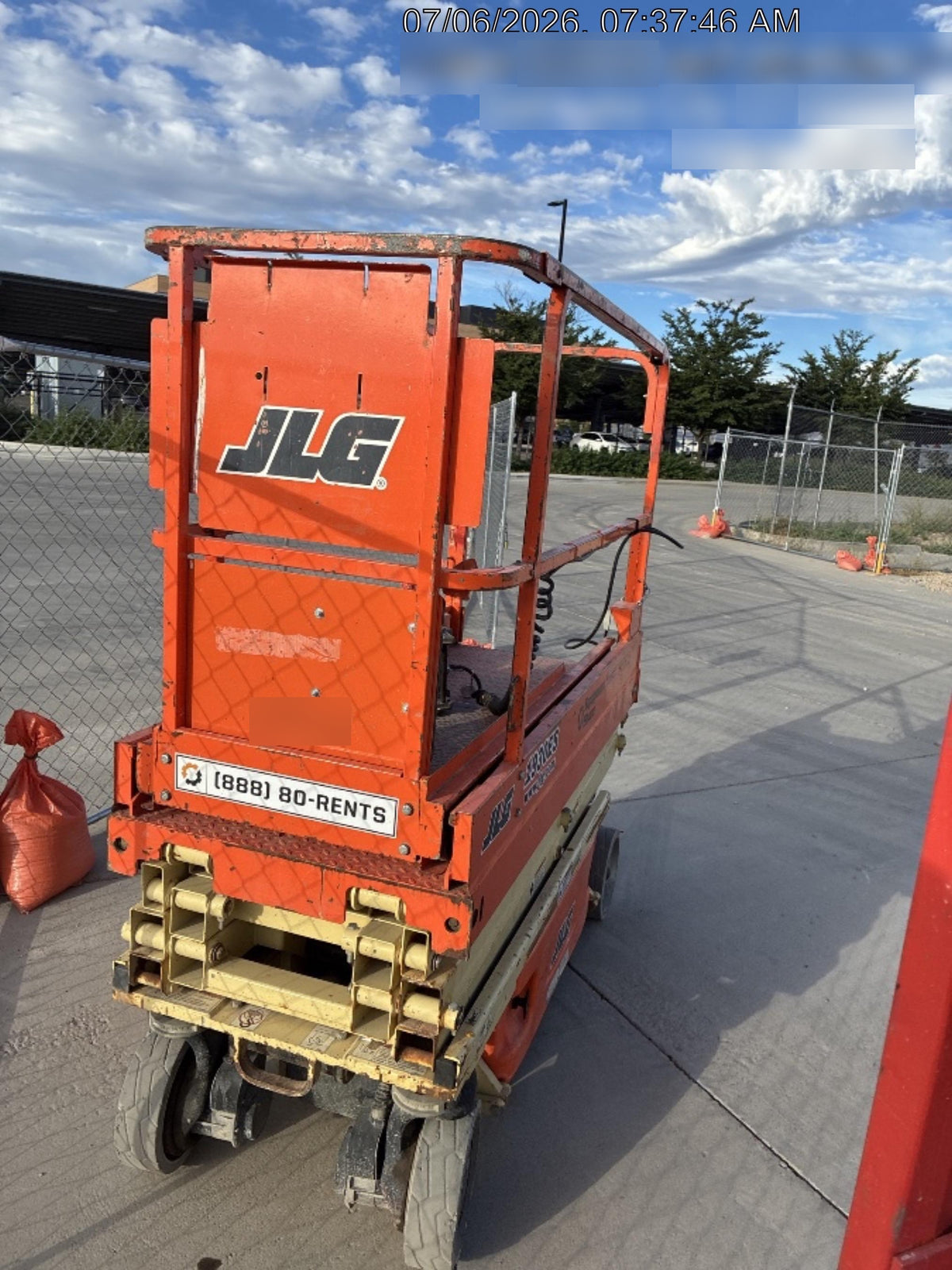 2016 JLG 1930ES