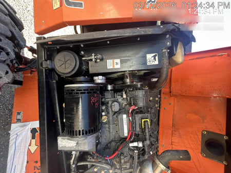 2017 JLG 660SJ