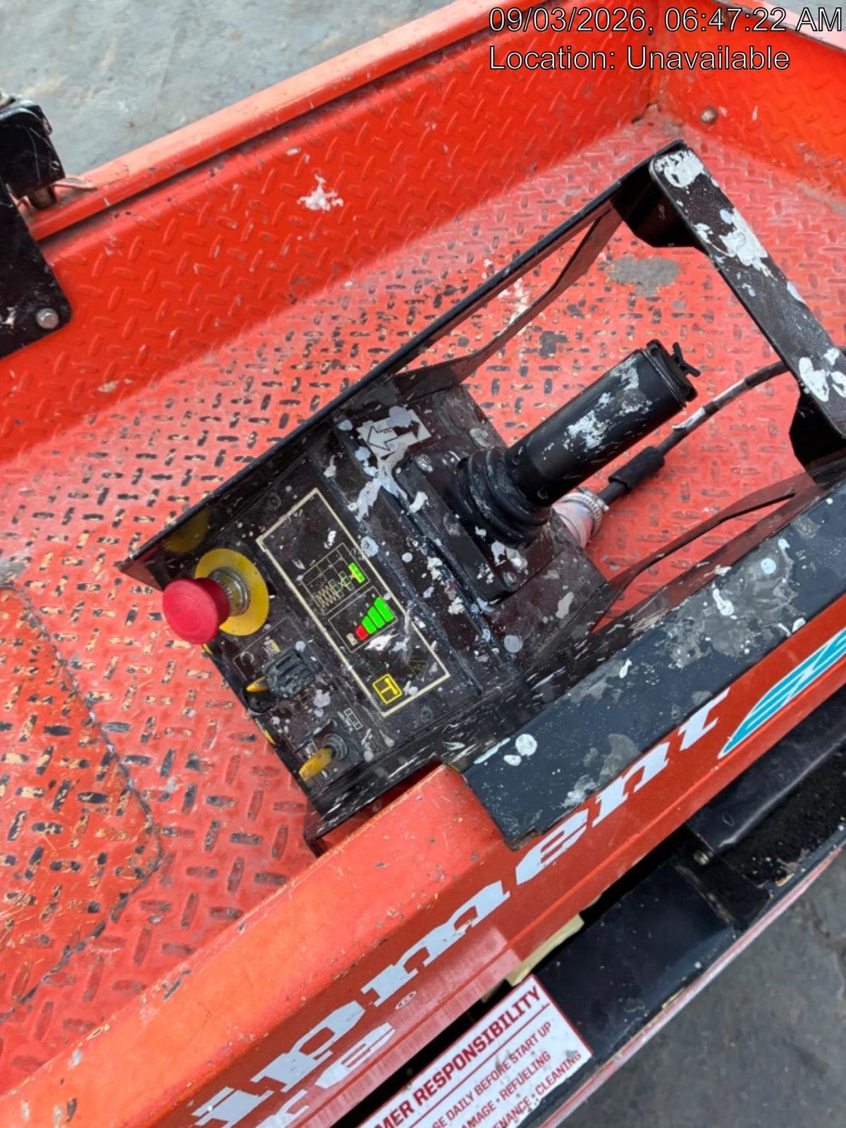 2022 JLG ES1330L