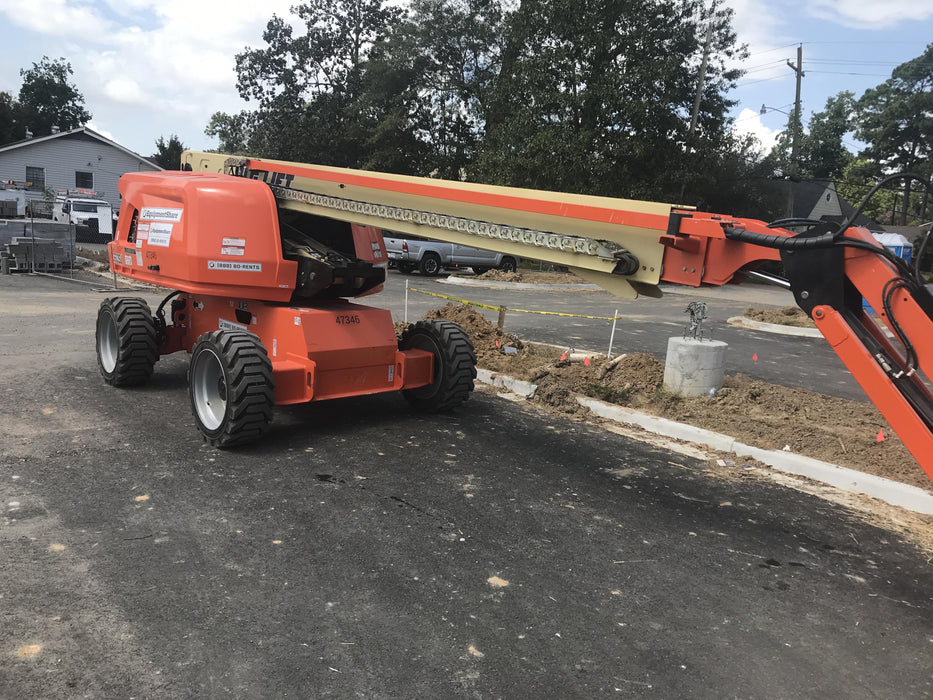 2019 JLG 660SJ