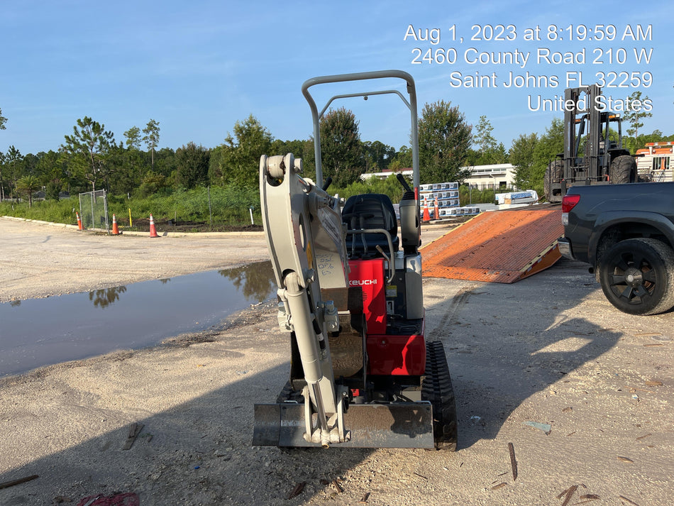 2022 TAKEUCHI TB210R