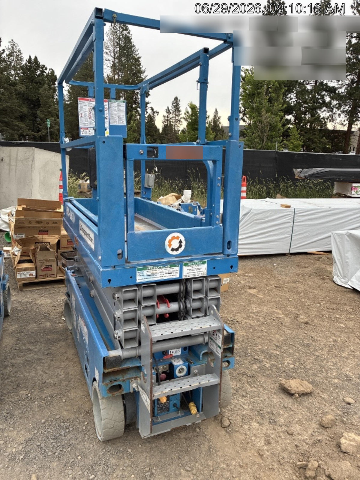 2020 Genie GS-1930 Solid Non Marking Tires, Beacon, Folding rails with half height swing gate, 800W Inverter