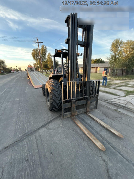 2023 CASE 588H
