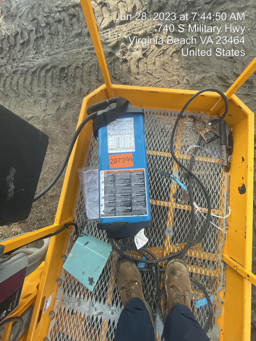 2022 MILLER ELECTRIC Maxstar 210 DX