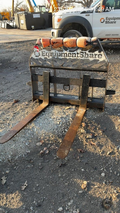 2022 PALADIN 48" Pallet Forks - Paladin