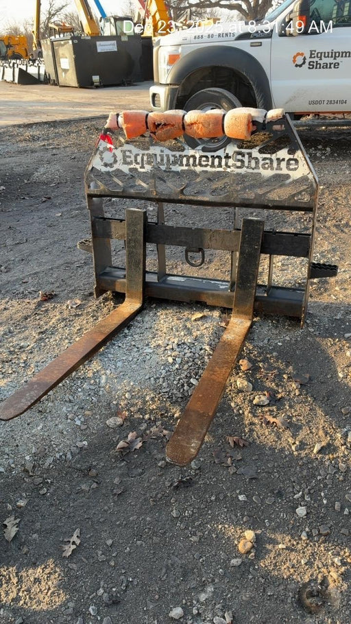 2022 PALADIN 48" Pallet Forks - Paladin