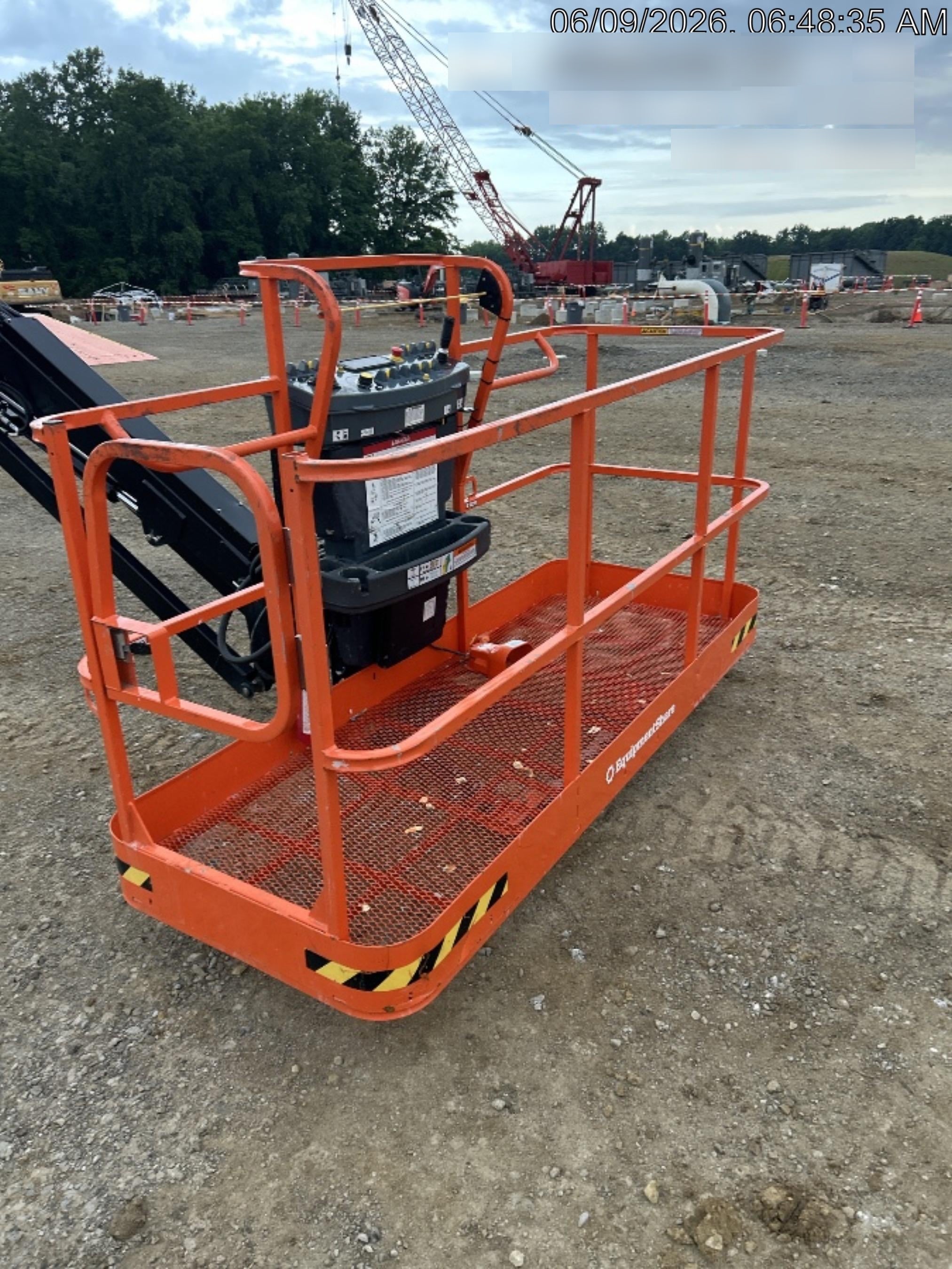 2025 JLG 660SJ