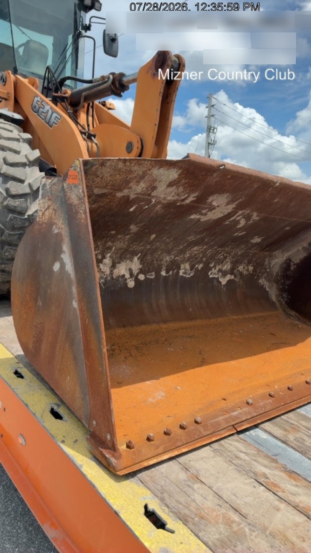 2015 Case 621F CLOSED CAB, JRB 416 STYLE HYD COUPLER