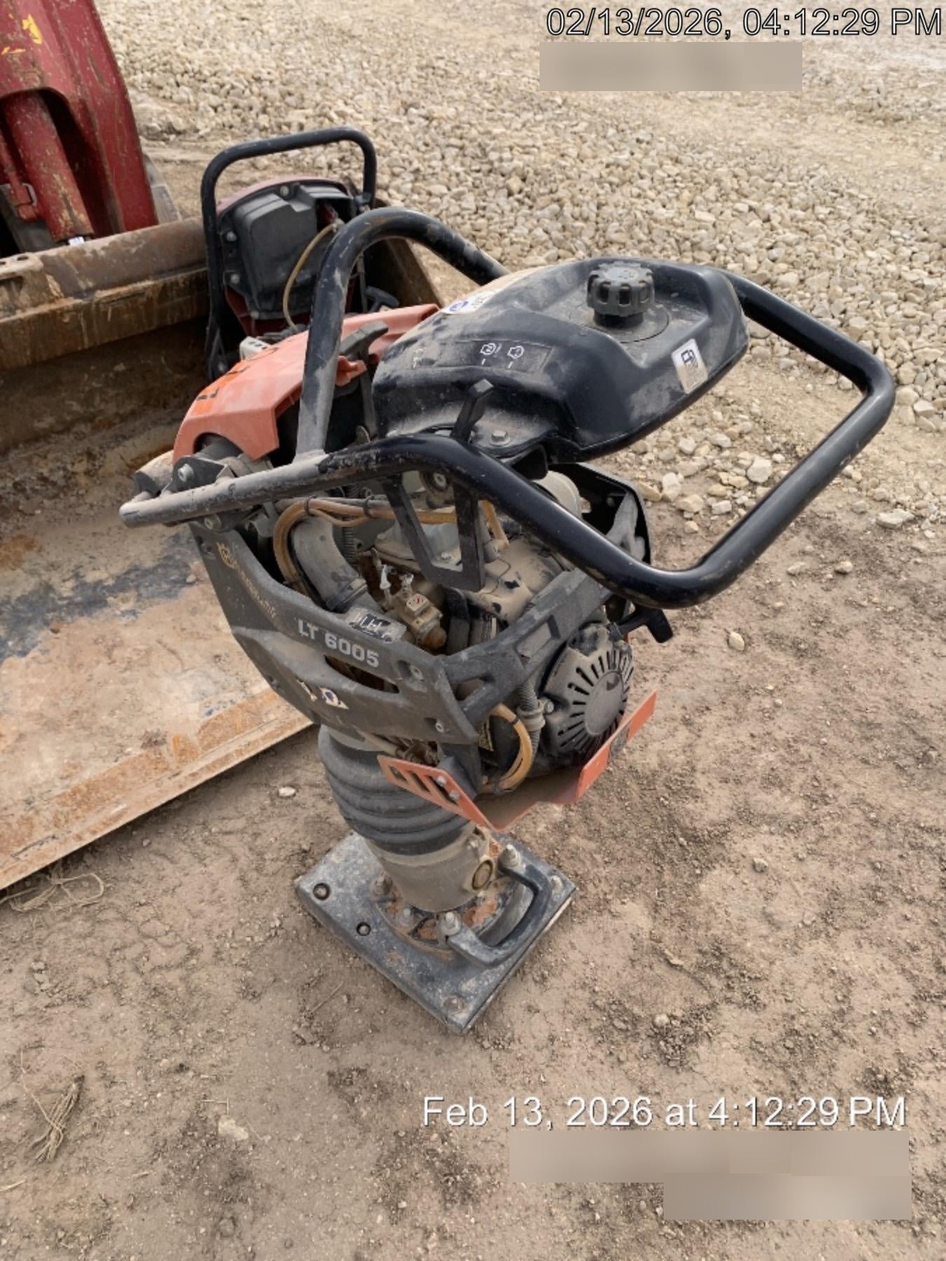 2025 HUSQVARNA LT6005