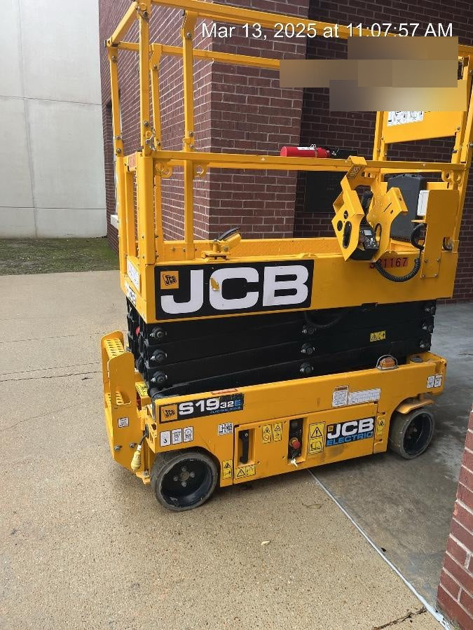 2024 JCB S1932E