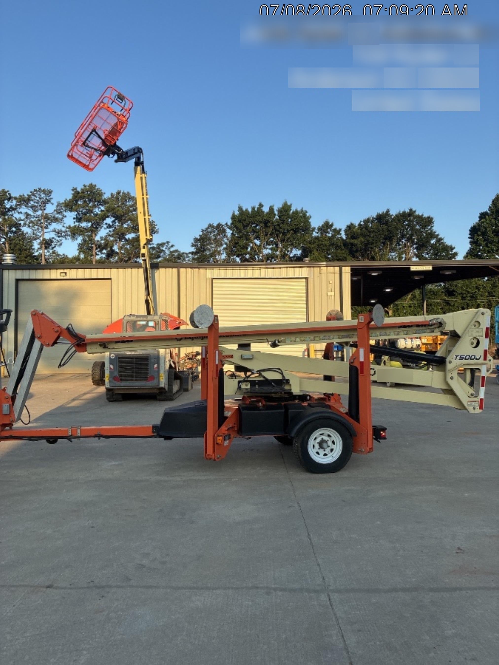 2023 JLG T500J