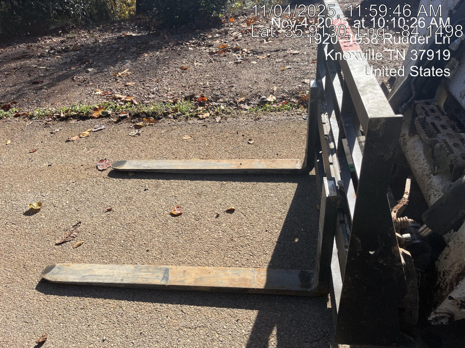 2025 ARROW MATERIAL HANDLING 48" Pallet Forks - Arrow