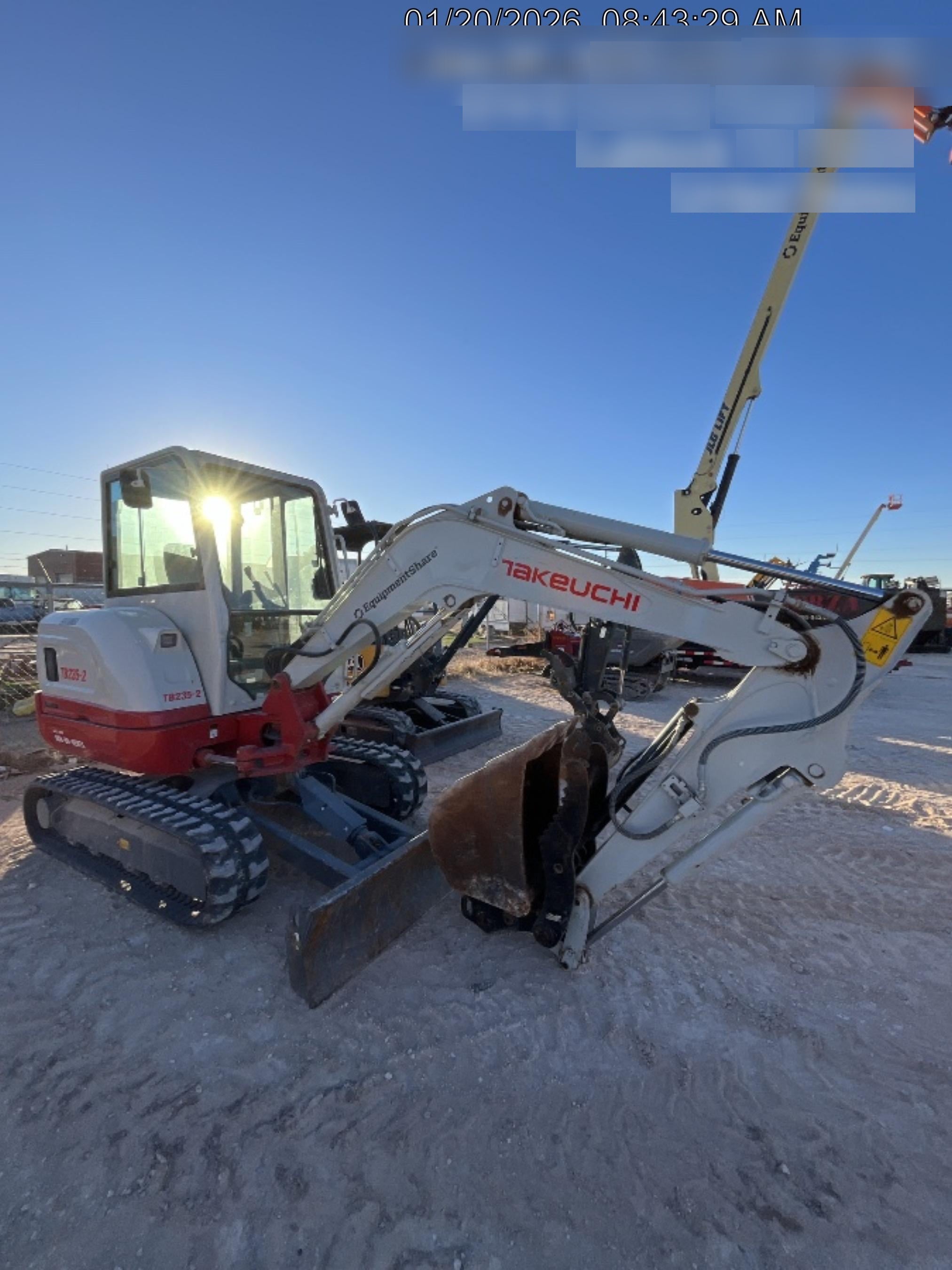 2025 TAKEUCHI TB235-2CR