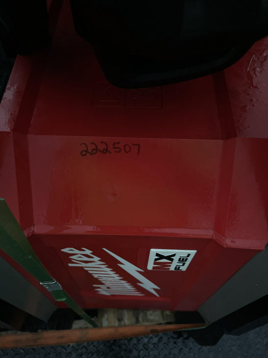 2022 MILWAUKEE MXF041-1XC