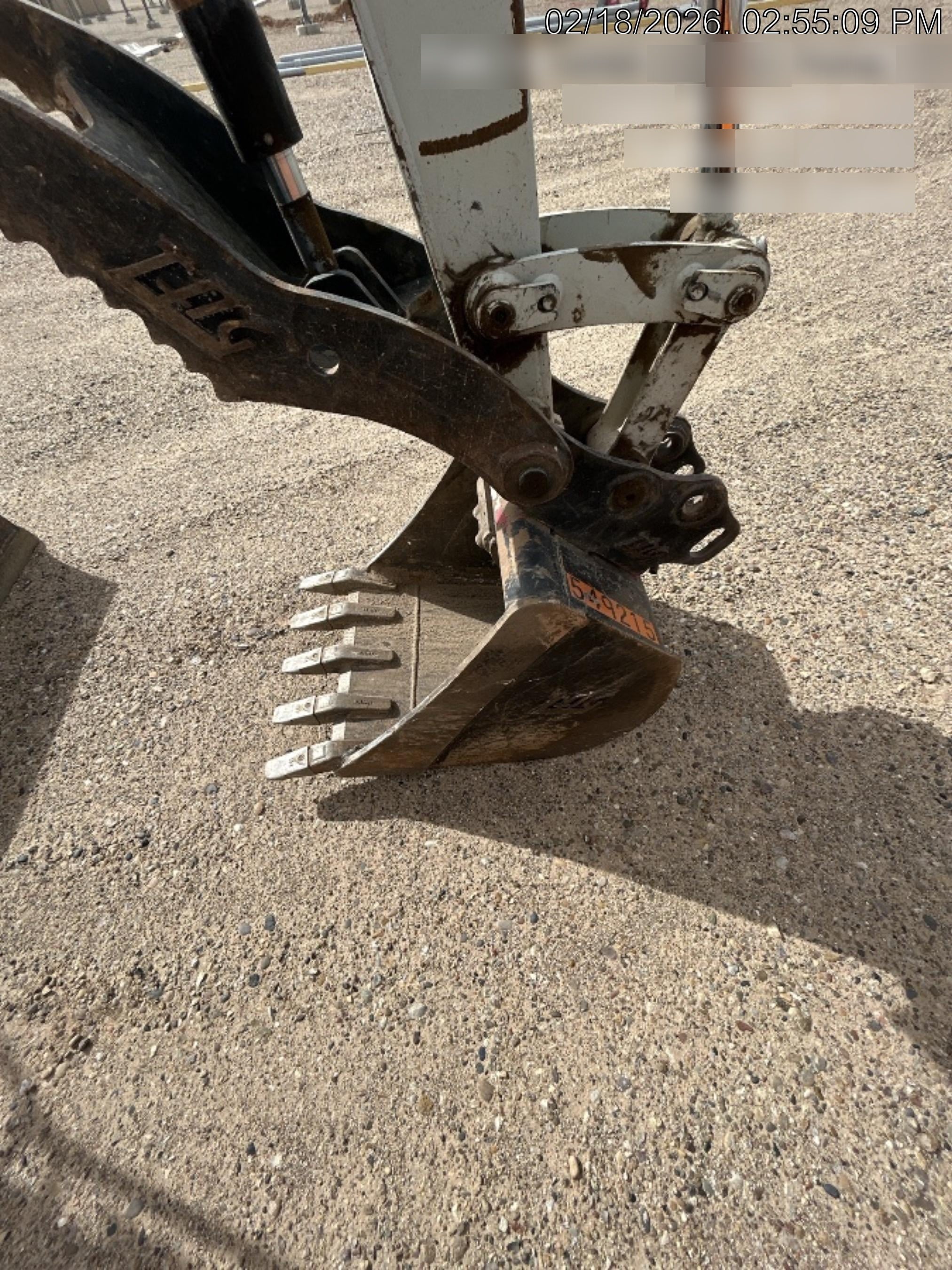 2025 TAKEUCHI 24" Bucket Takeuchi