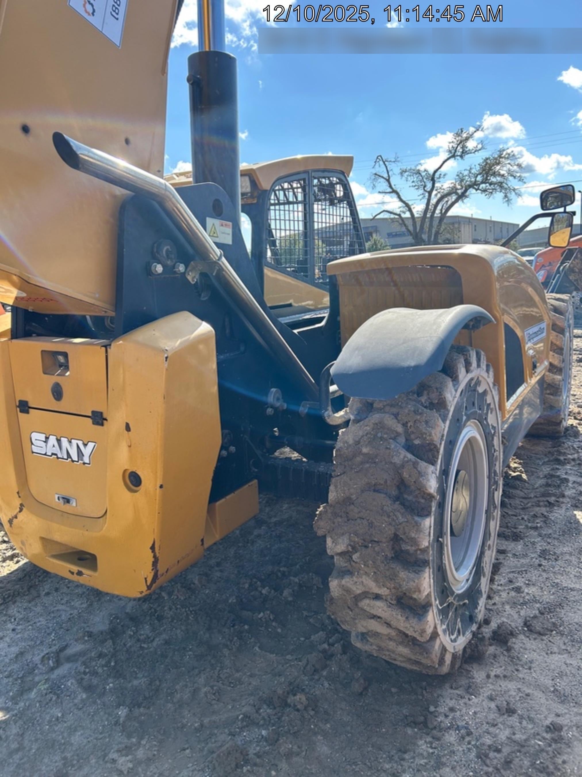 2022 SANY STH1256
