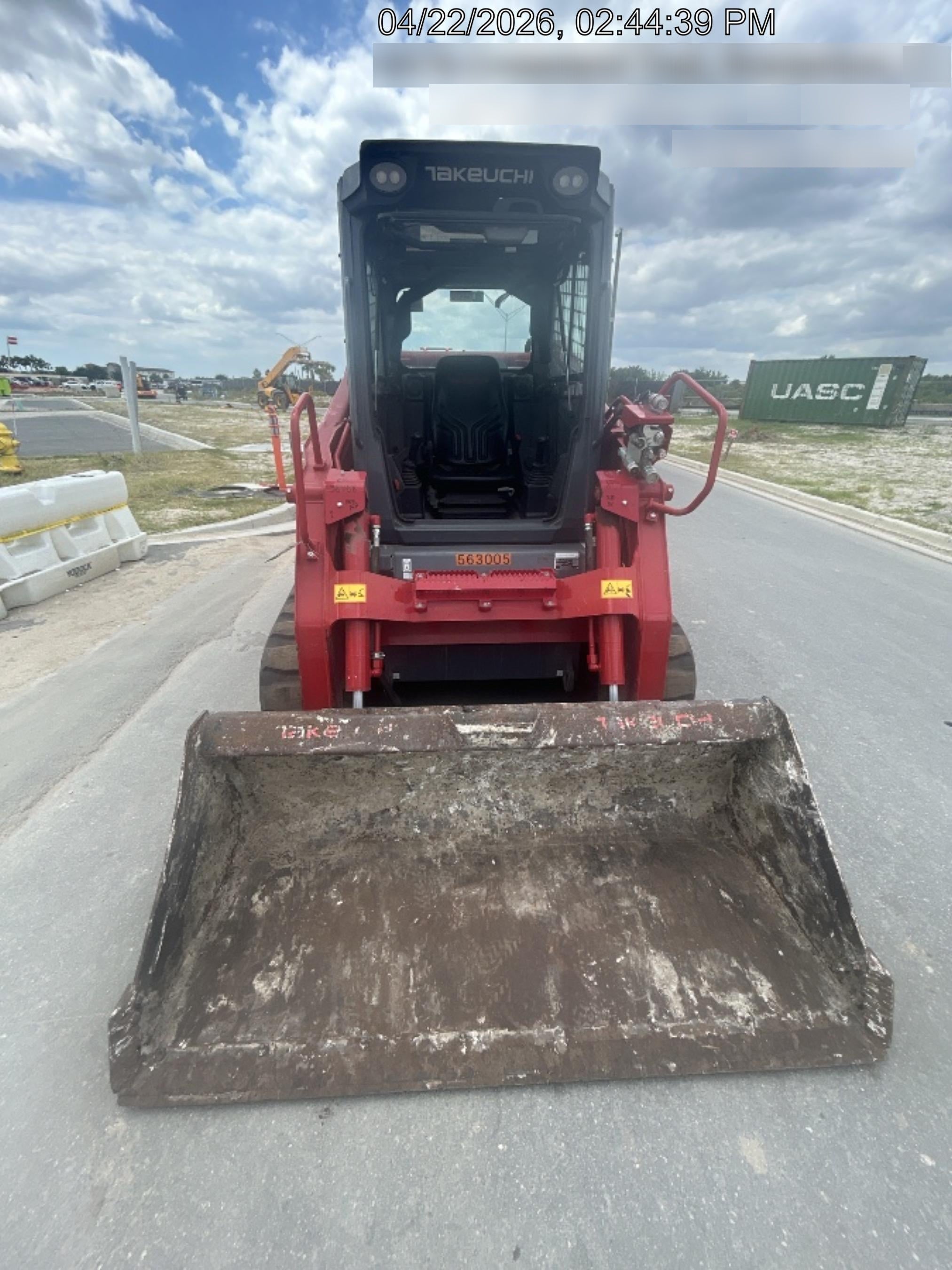 2025 TAKEUCHI TL12V2-CRHR