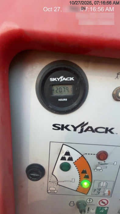 2018 Skyjack SJ85 AJ Skyjack SJ85 AJ, FF Tires, WRDY Generator, Beacon