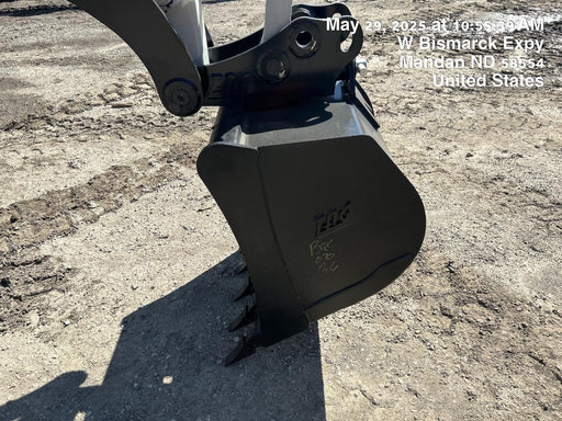 2025 TAKEUCHI 36" Bucket - Takeuchi