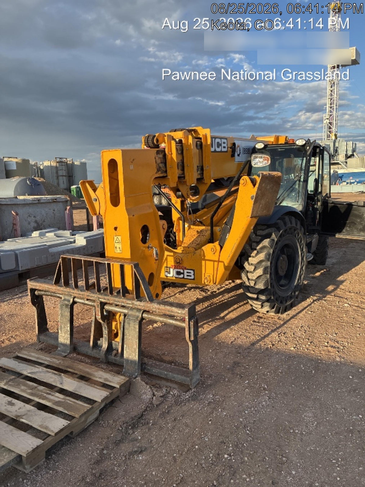 2021 JCB 512-56